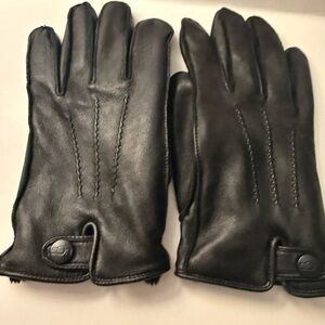 Elegant Black Leather UGG Gloves